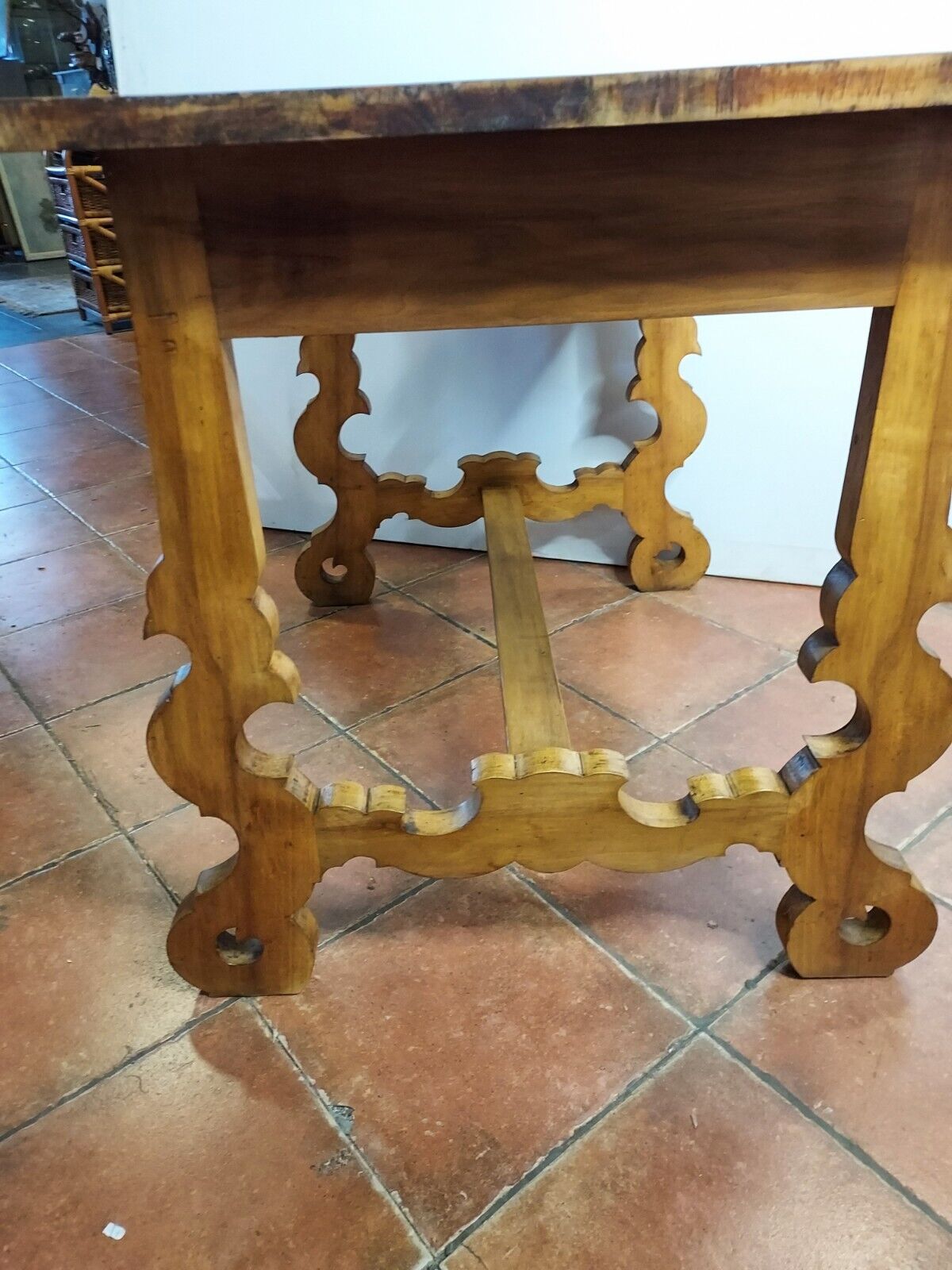 Table bureau en noyer