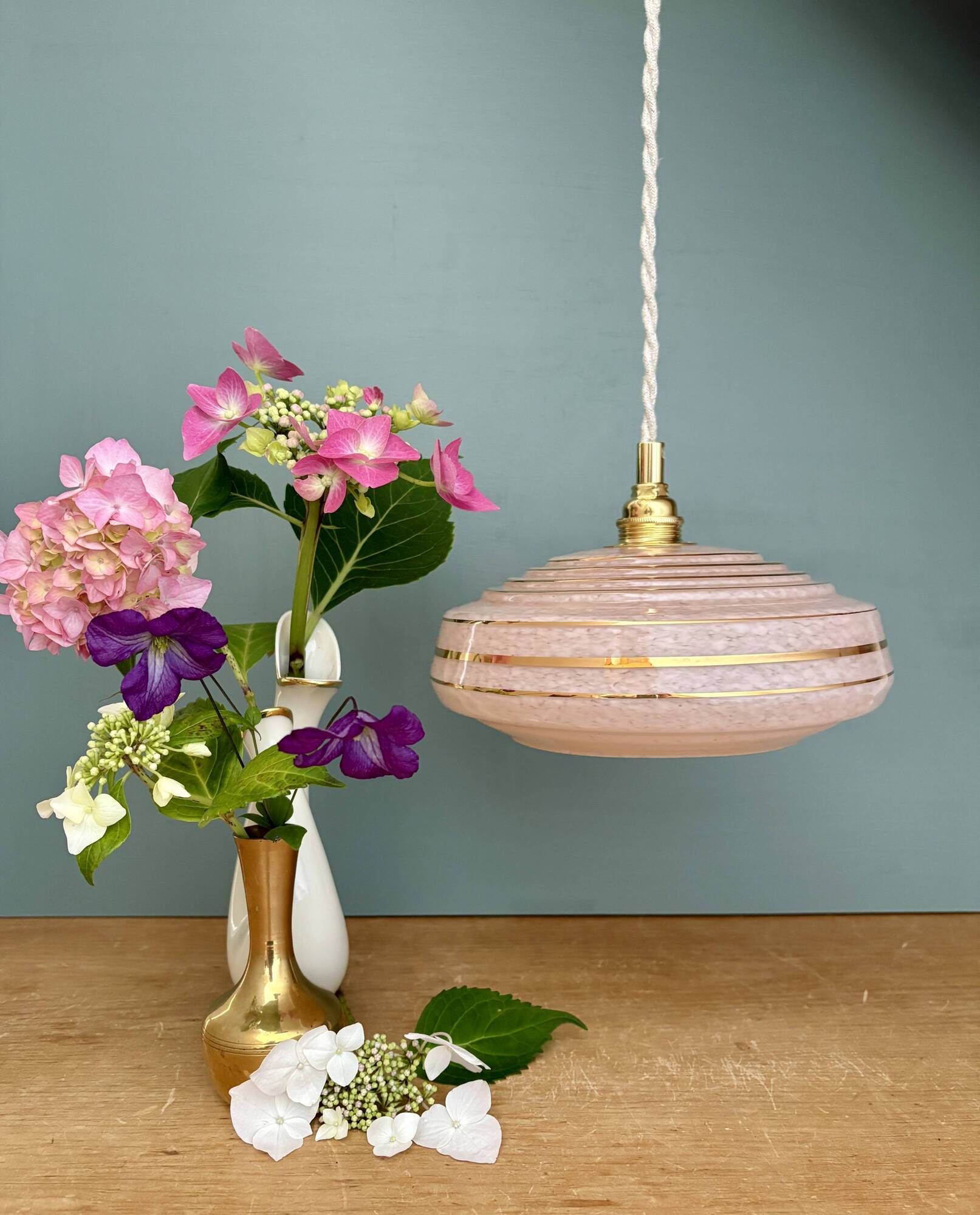 Vintage pendant lampshade in pink Clichy glass with gold trim