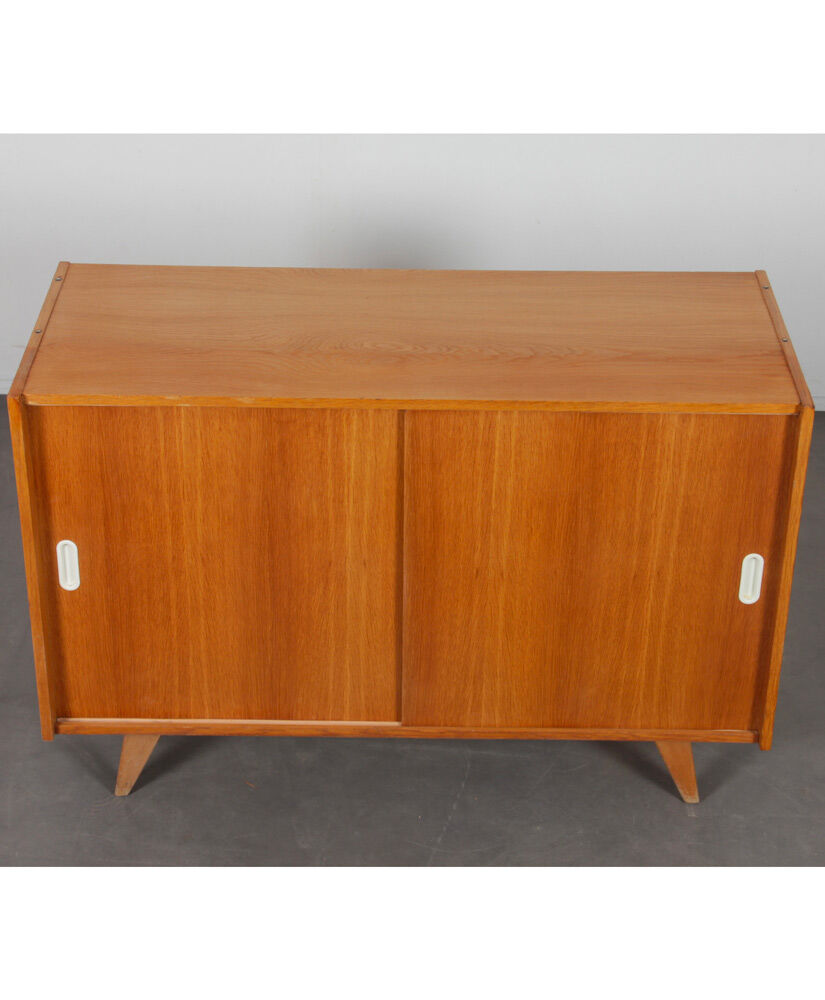 Oak chest of drawers, model U-452, by Jiroutek for Interier Praha, 1960