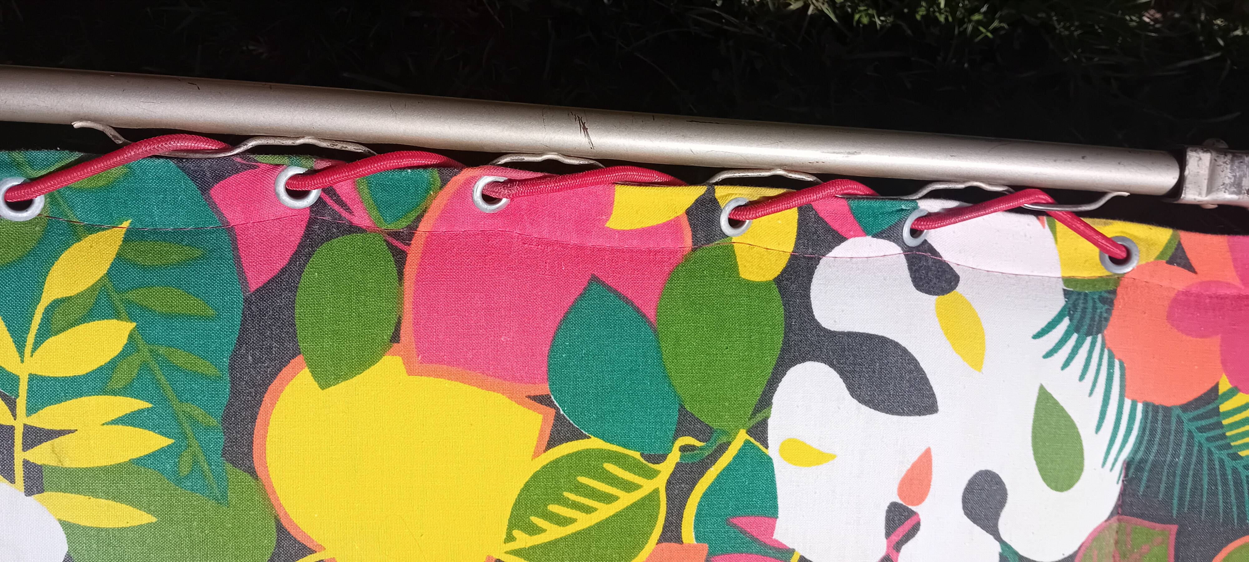 Vintage Deckchair-Camp Bed