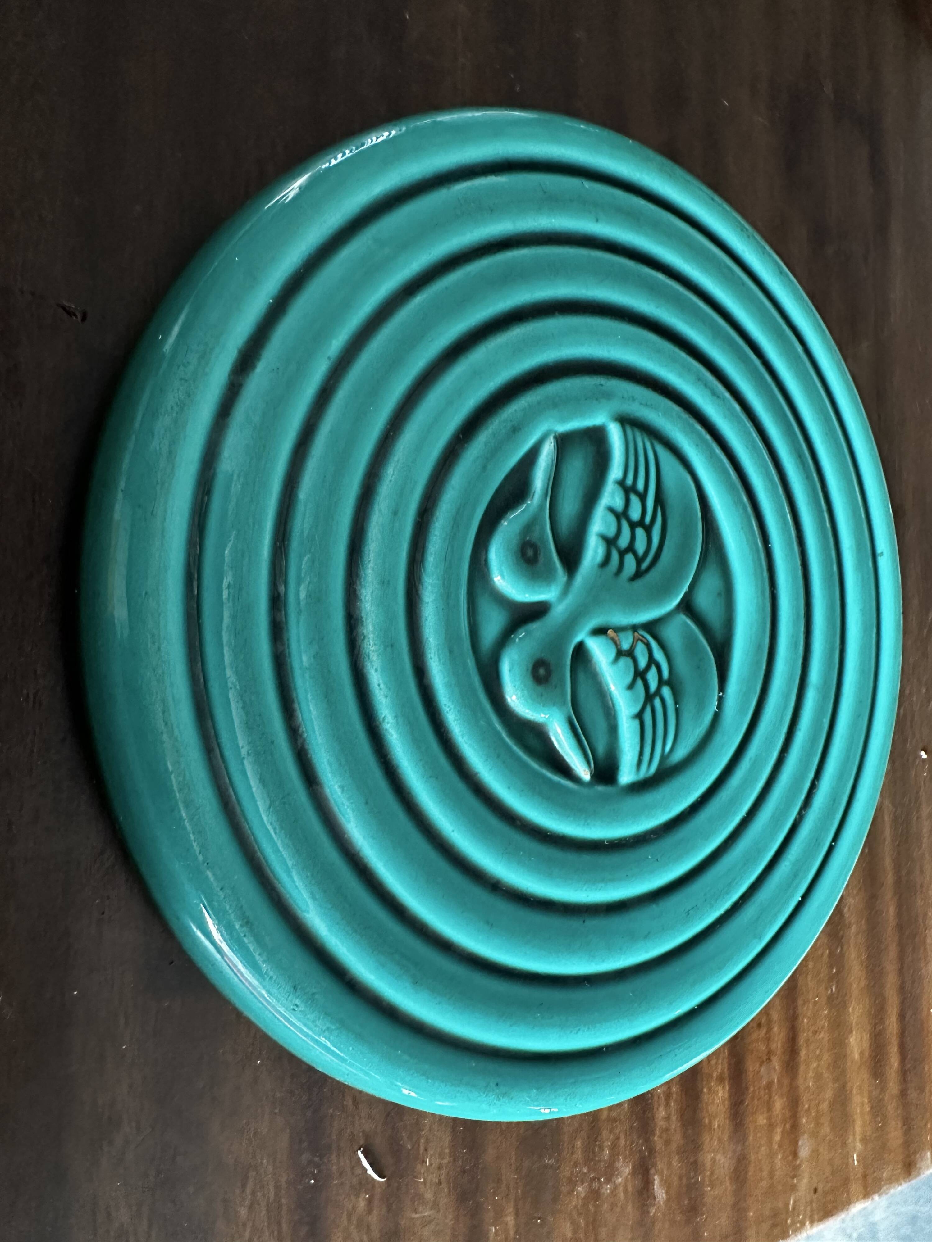 Art Deco trivet in green glazed earthenware - Saint Clément