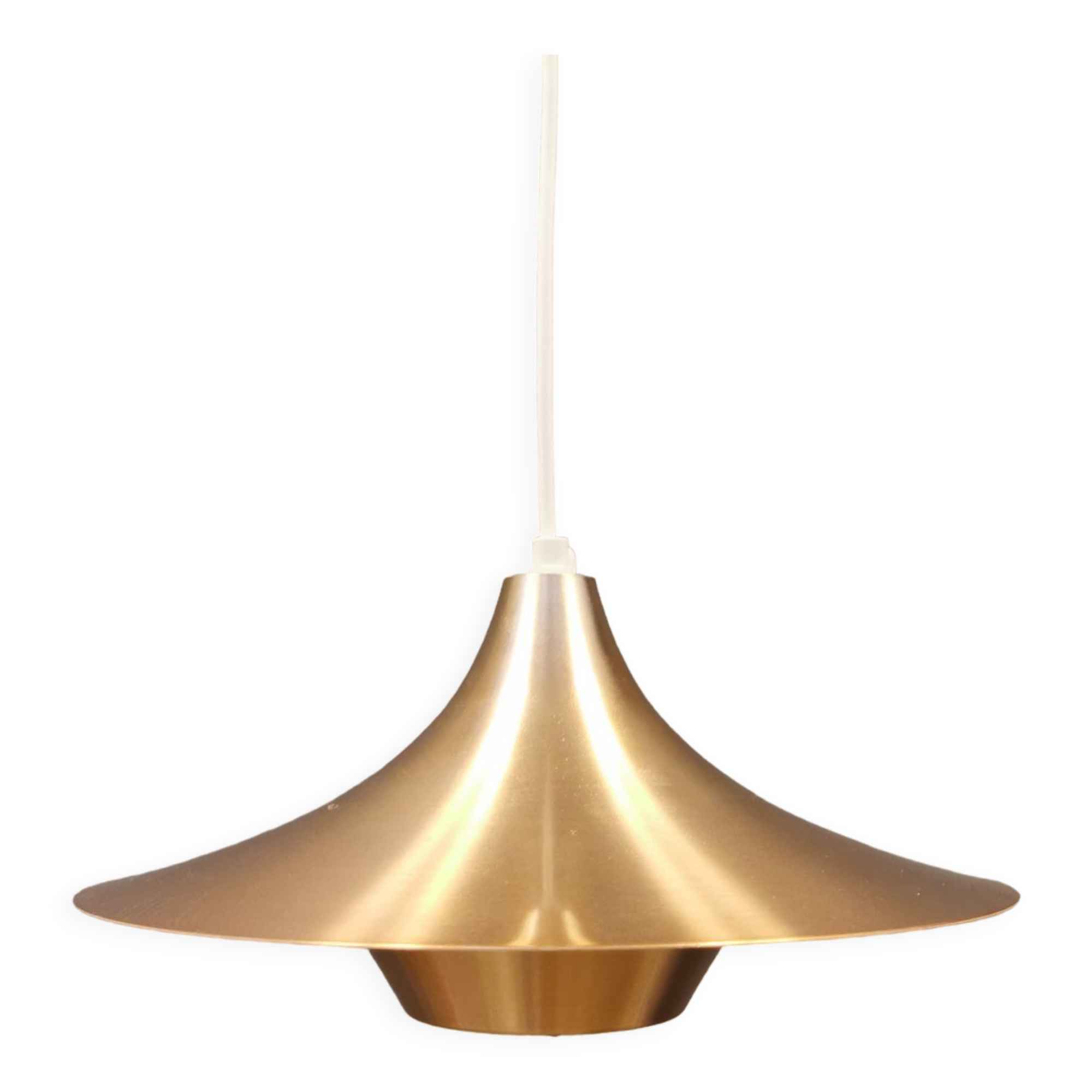 Ufo-like Danish hanging lamp, estimated from the 80s, made in copper colored lacquer.