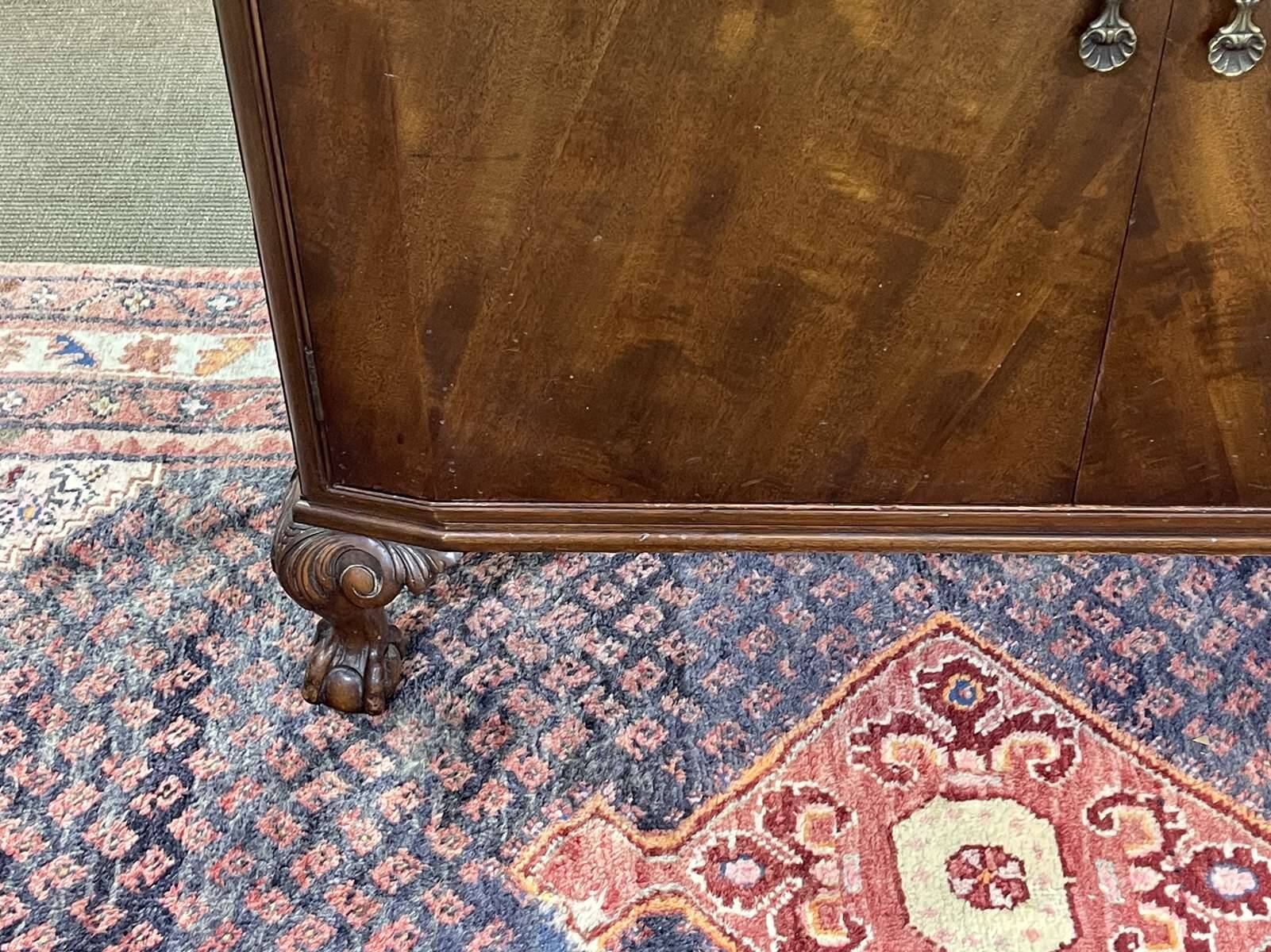 English mahogany sideboard from the 1930s with 2 drawers