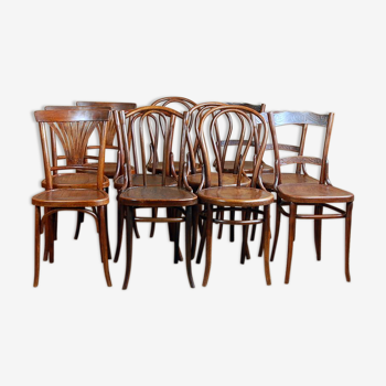 Assortiment de 11 chaises bistrot Thonet Fischel Baumann et Hofmann début XXe