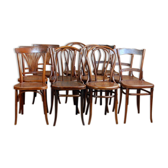 Assortiment de 11 chaises bistrot Thonet Fischel Baumann et Hofmann début XXe