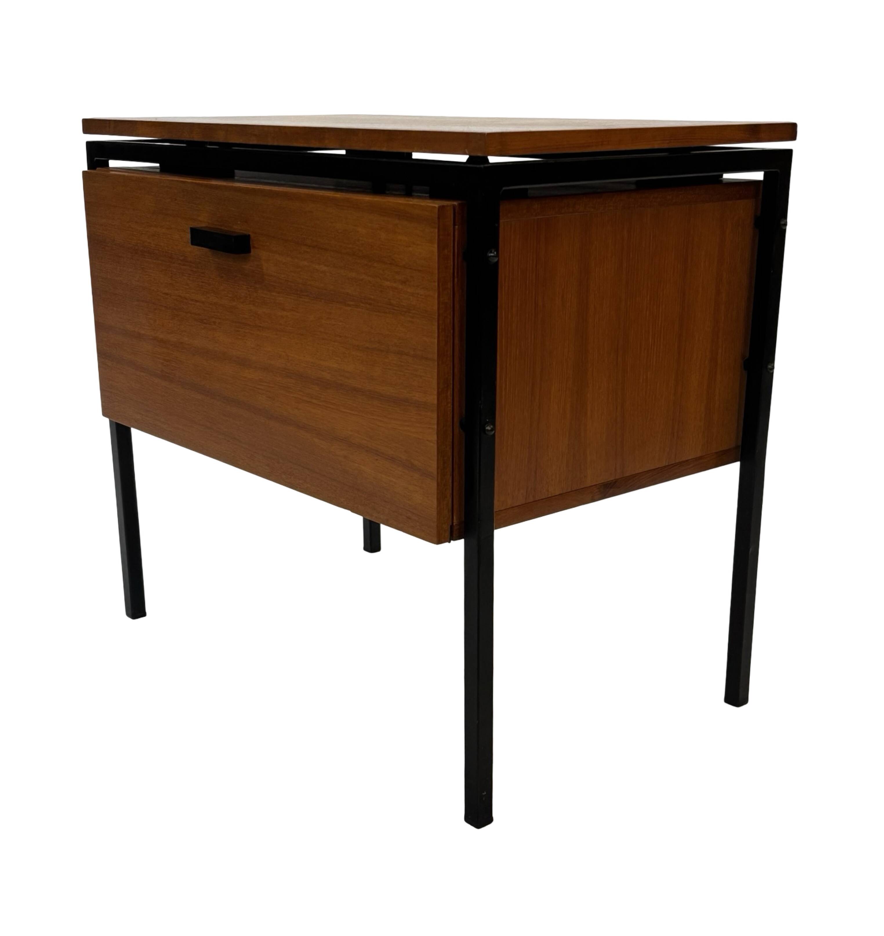 Meuble TV vintage petit format, placage teck, années 1960