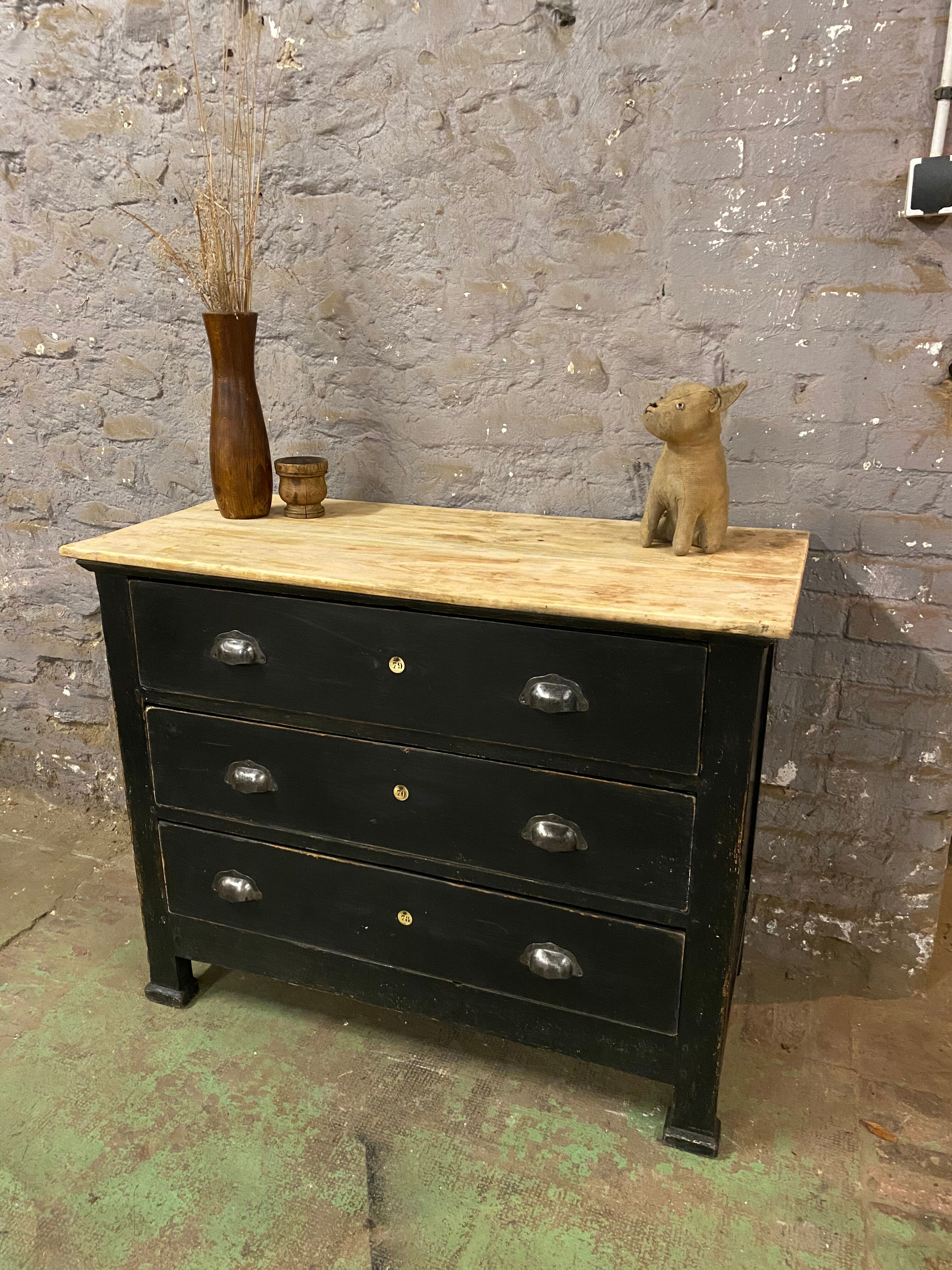 Old patinated old raw tray 1900