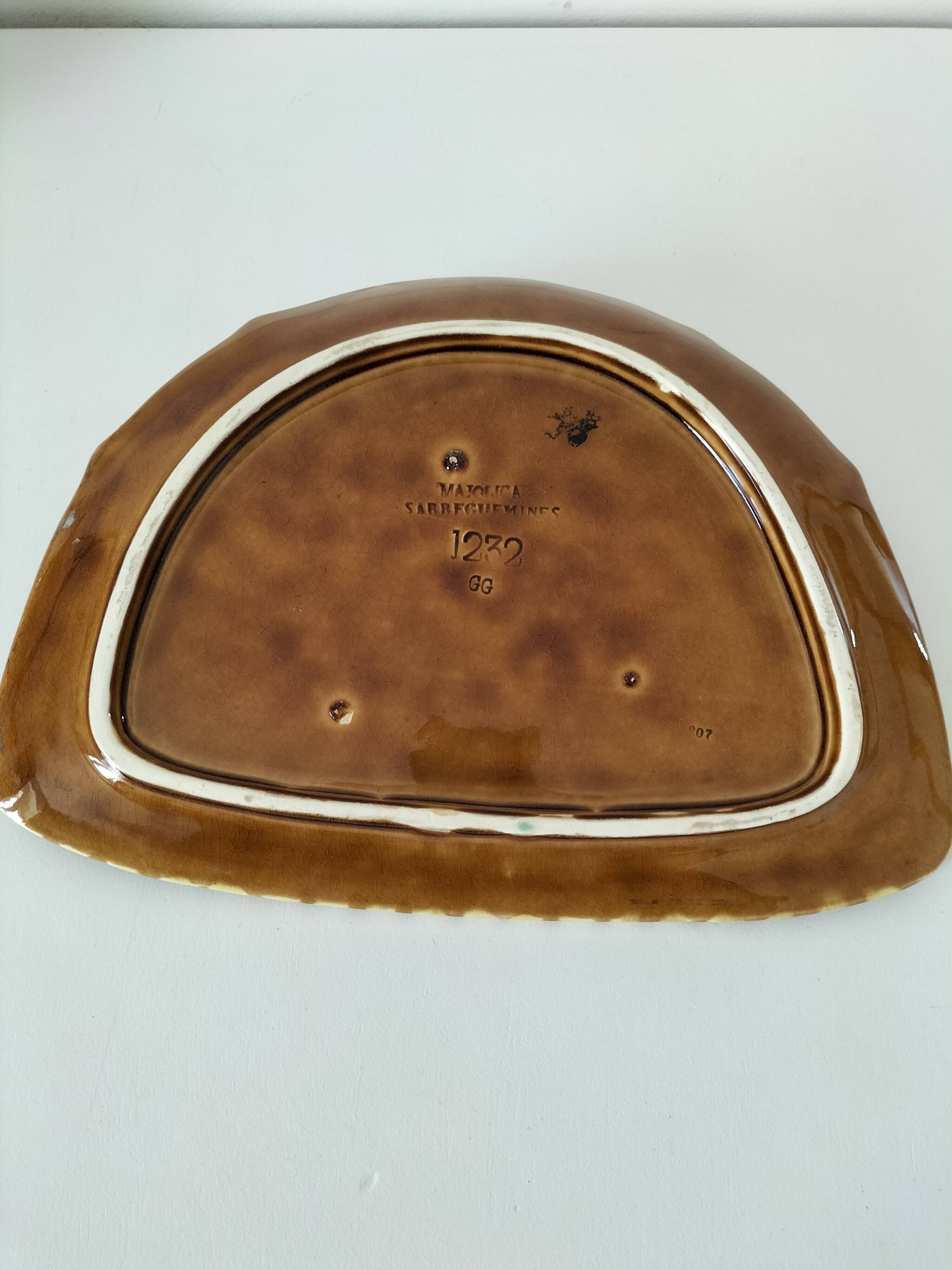 Old Sarreguemines smoking tray – rare model