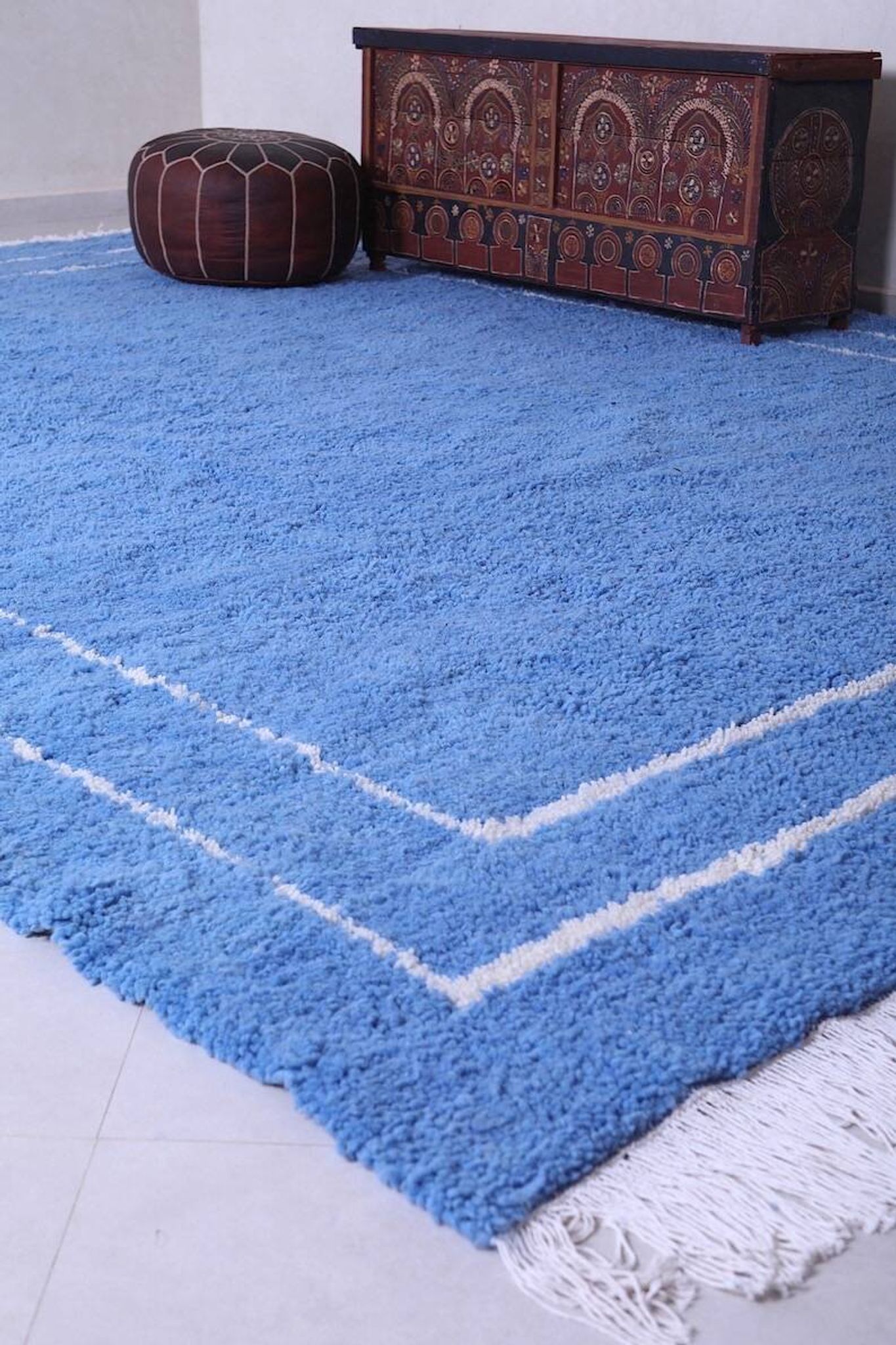 Tapis marocain traditionnel en laine bleue, fait main