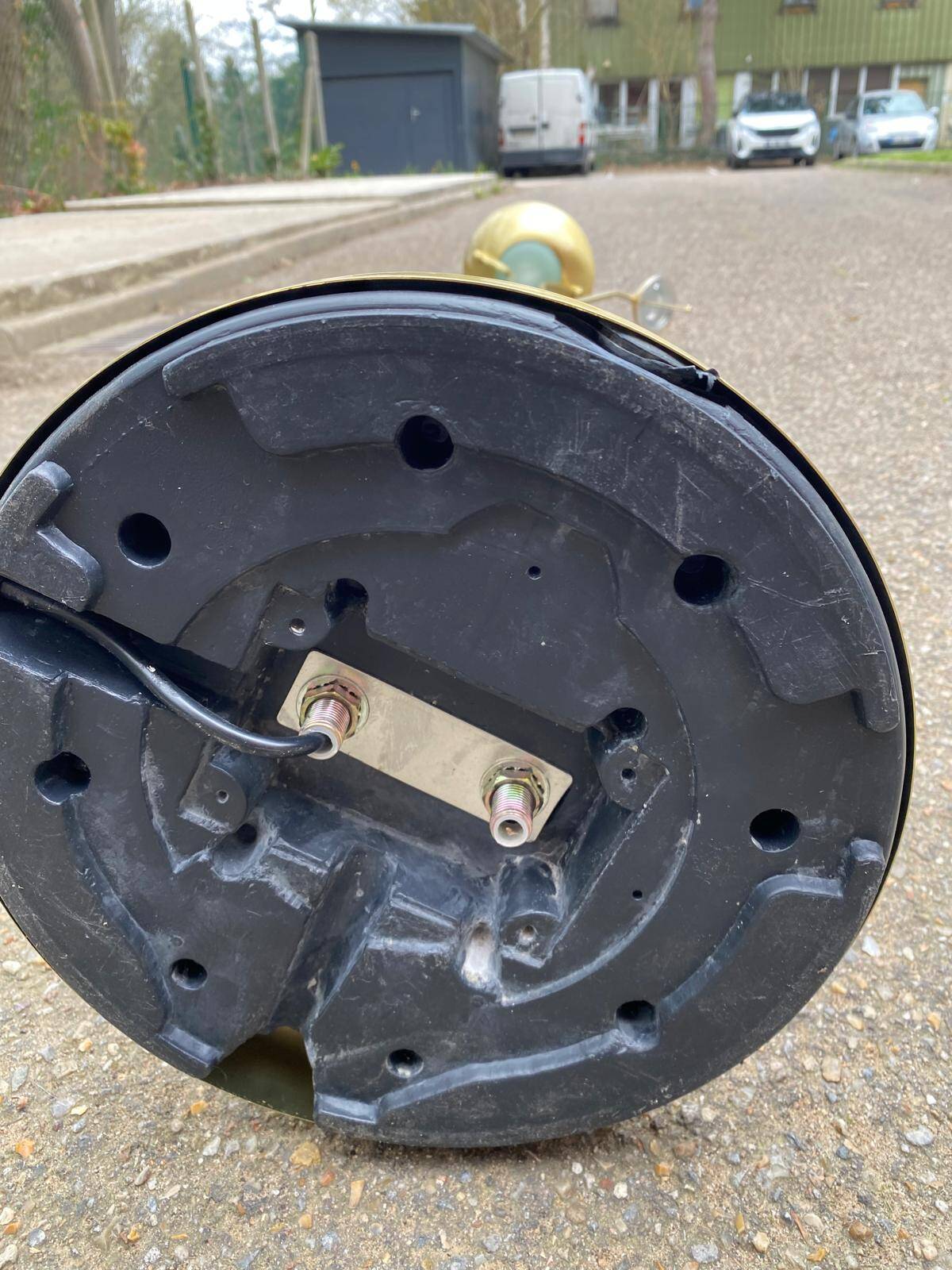 Vintage Italian design gold halogen floor lamp with double spotlight dome.