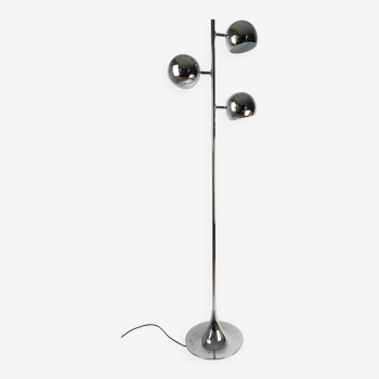 Lampadaire triple globes