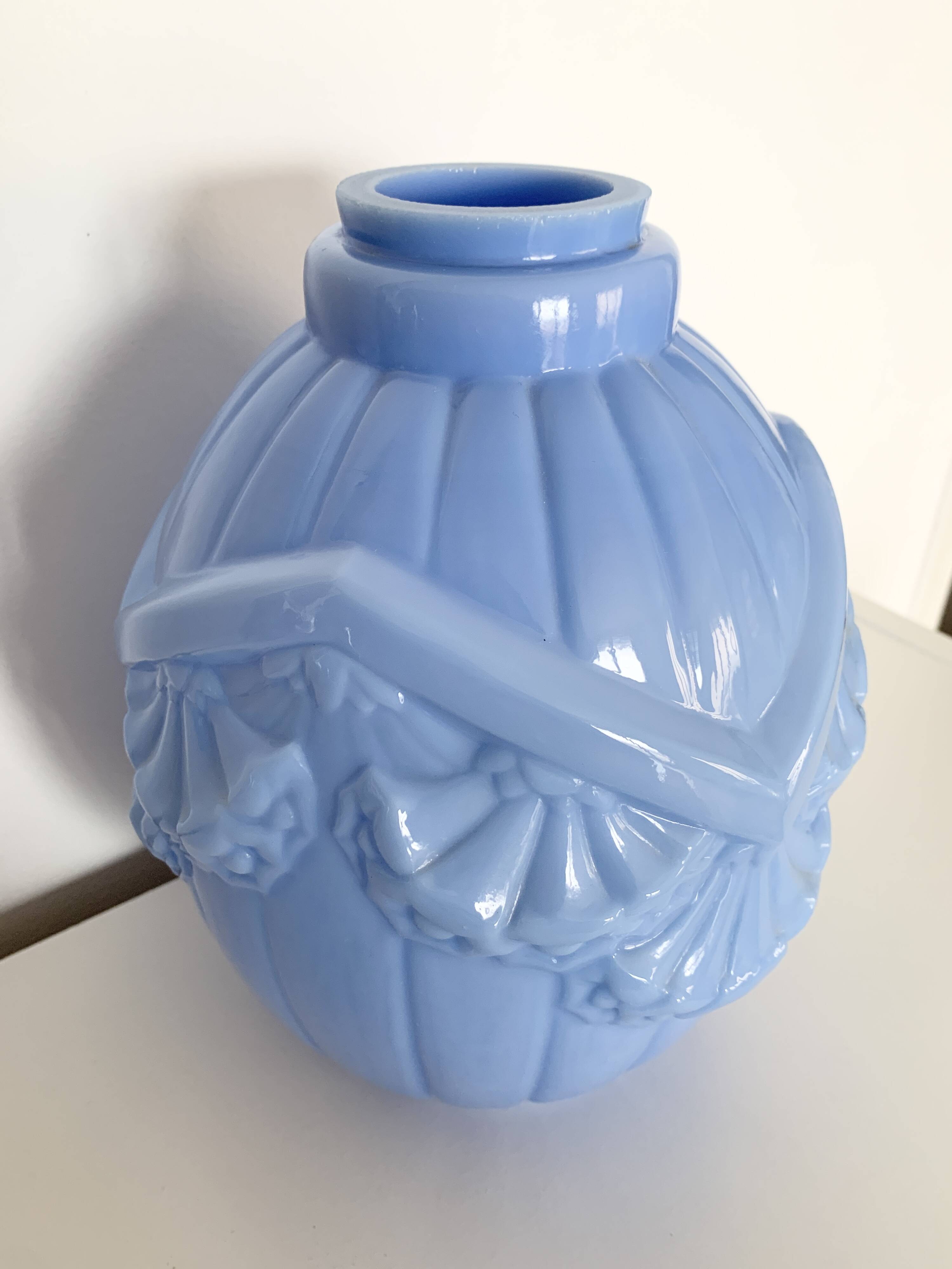 Art Deco vase in blue opaline glass