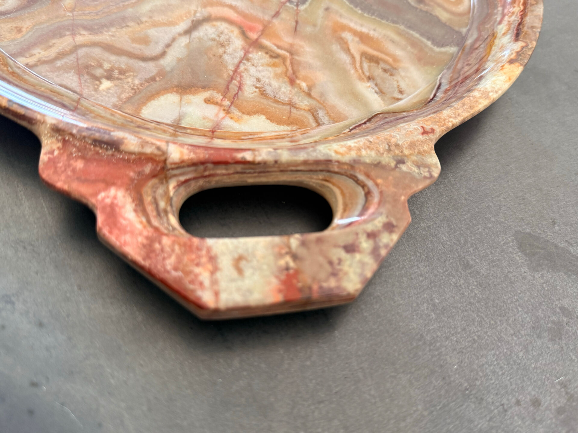 Genuine onyx plateau