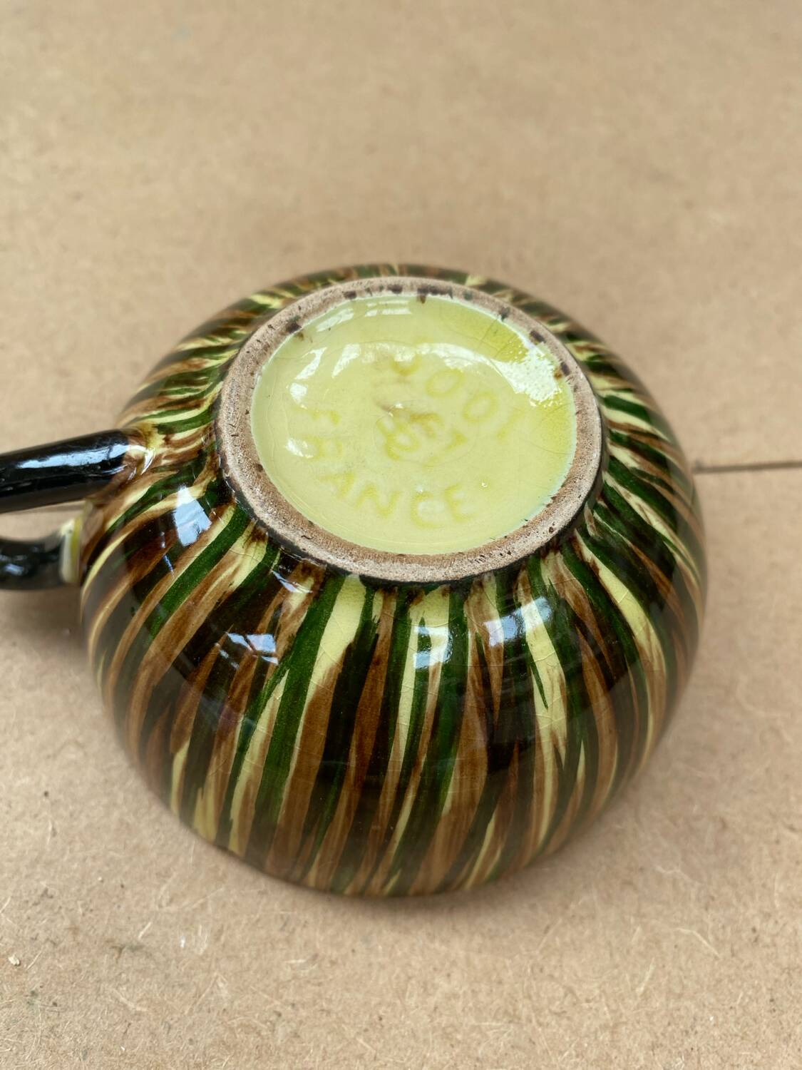 Pair of antique st clement safari ceramic yellow vintage mugs