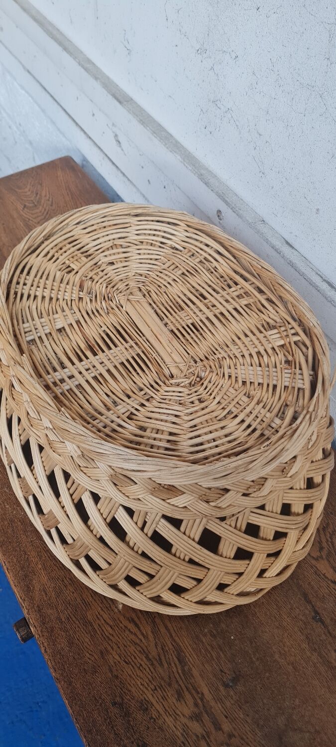 Vintage wicker basket
