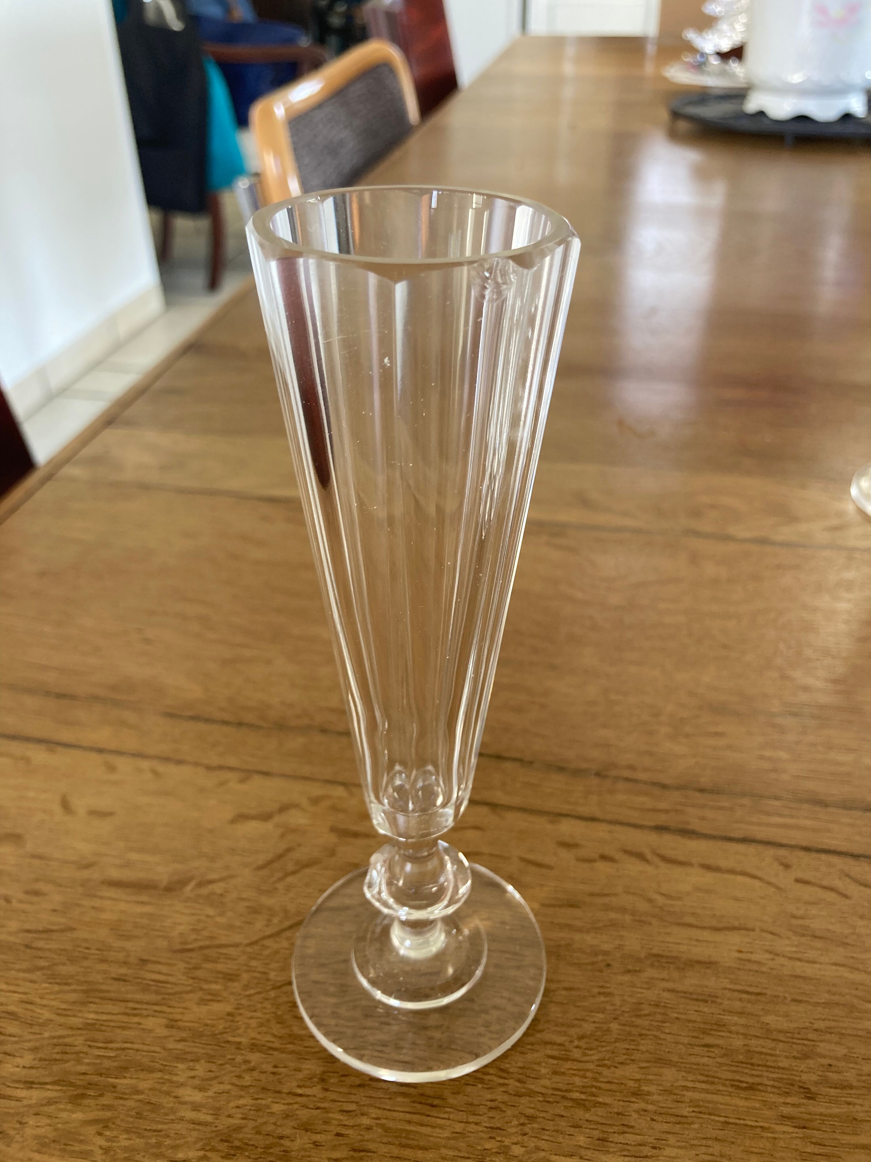 16 crystal champagne flutes