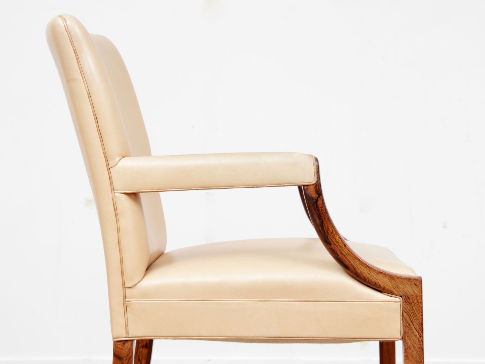 Fauteuil  par Ole Wanscher pour A.J. Iversen Iversen