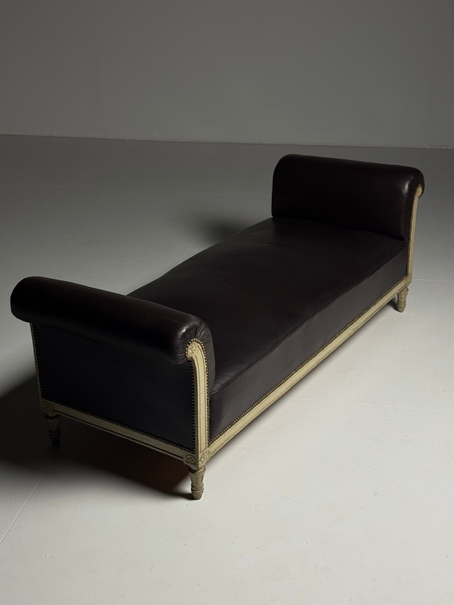 Canapé chaise longue français