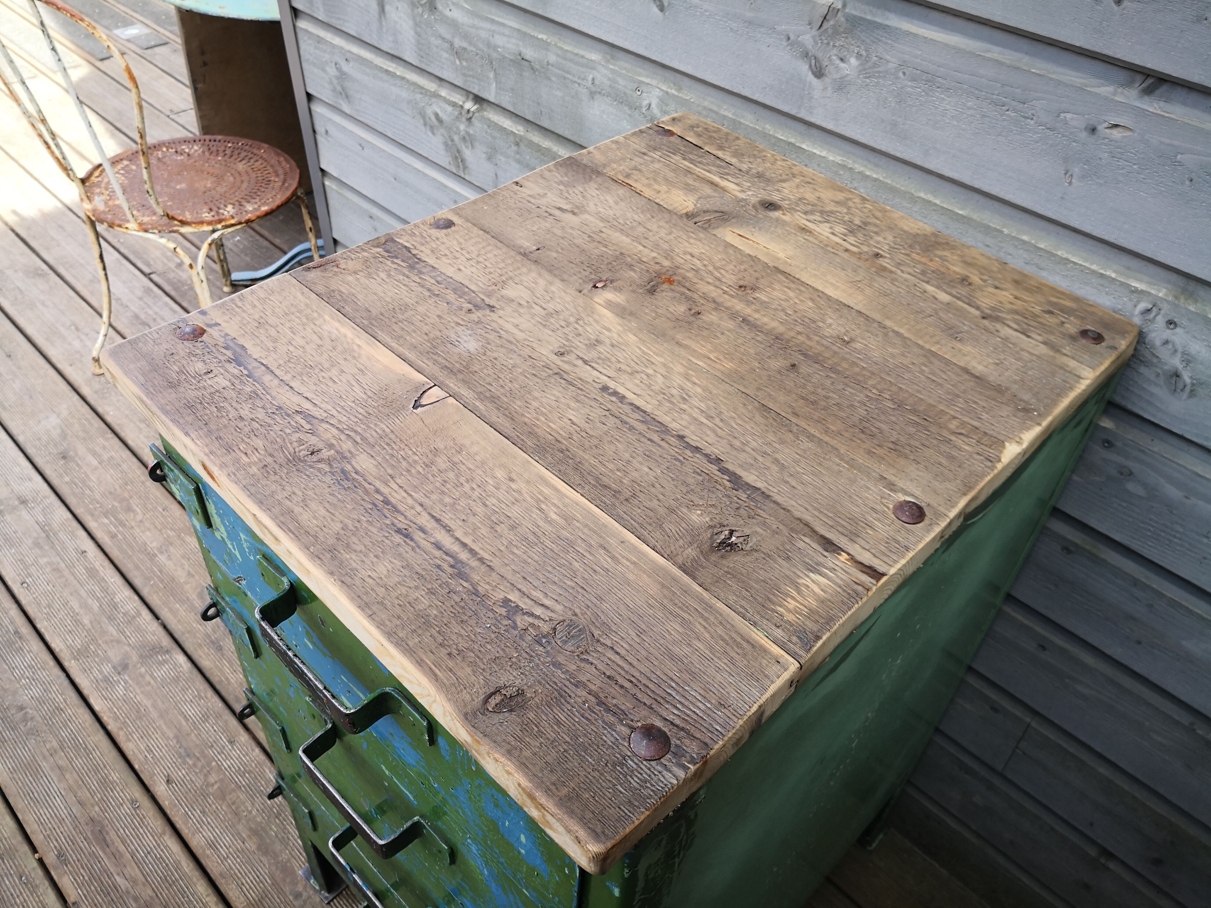 Drawer cabinet, sheet metal service for mechanical workshop, industrial