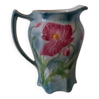 Former saint-clément slip pitcher “7330” poppy flowers.