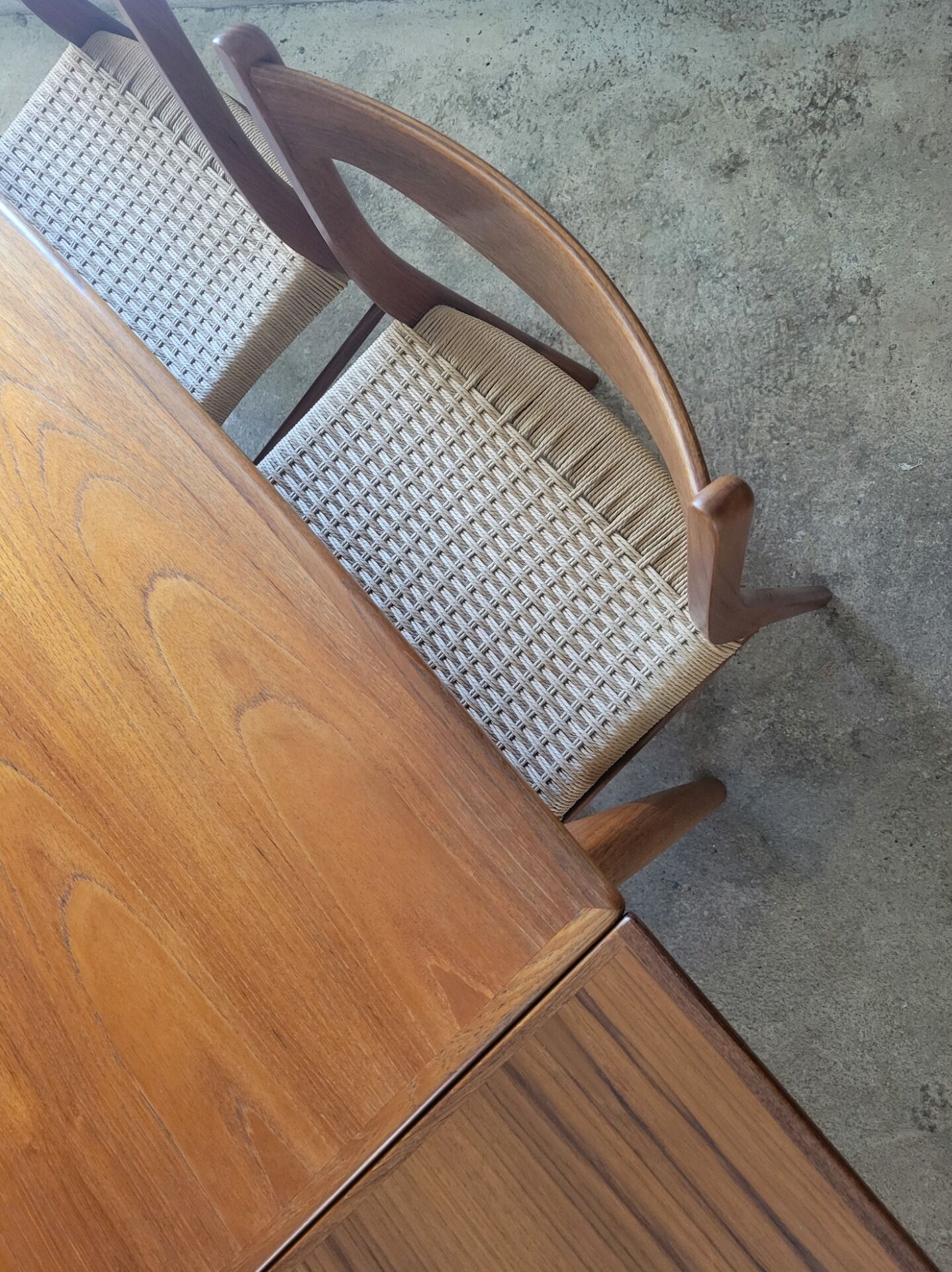 Table à manger extensible en teck par Grete Jalk pour Glostrup