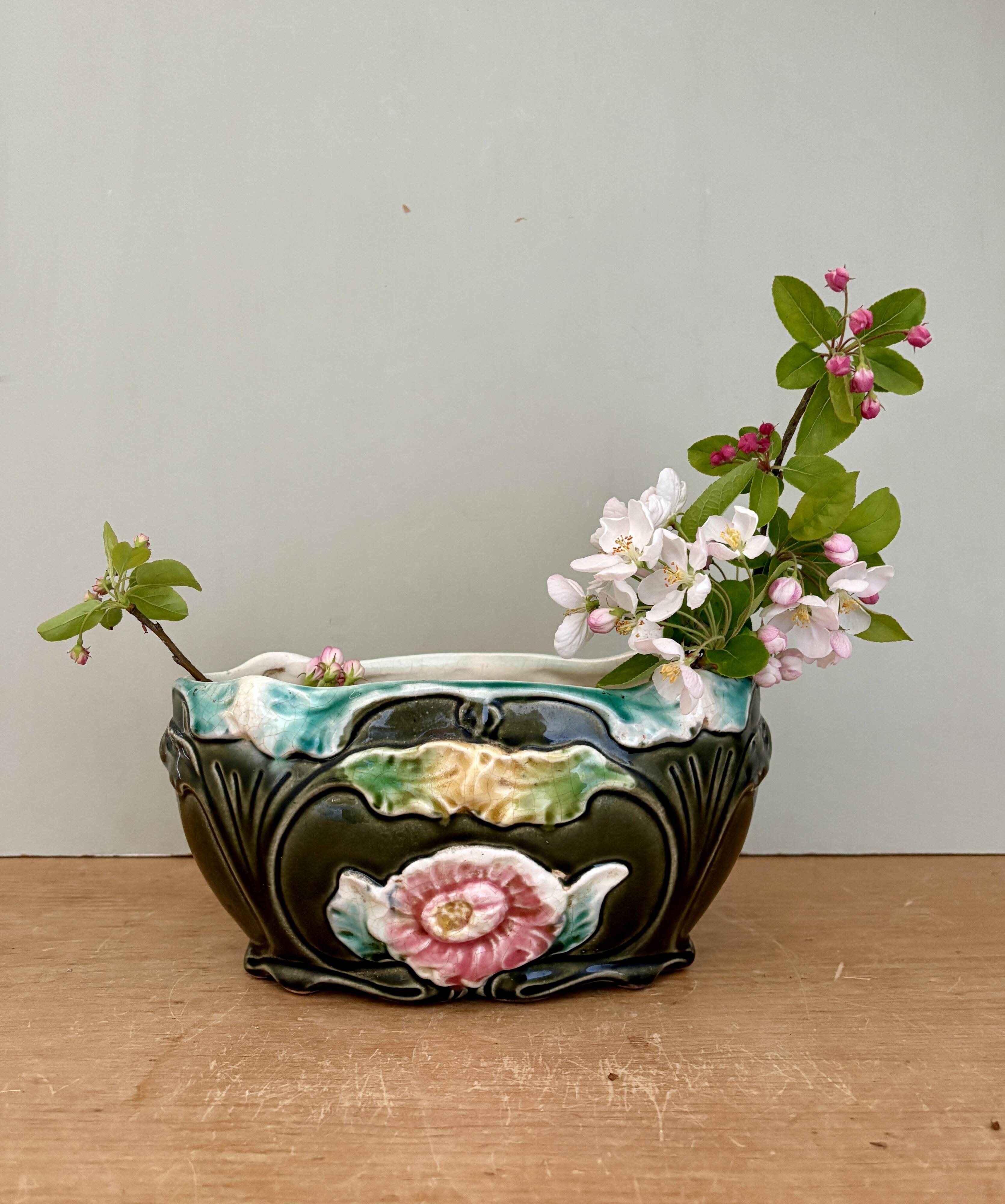 Vintage slip planter