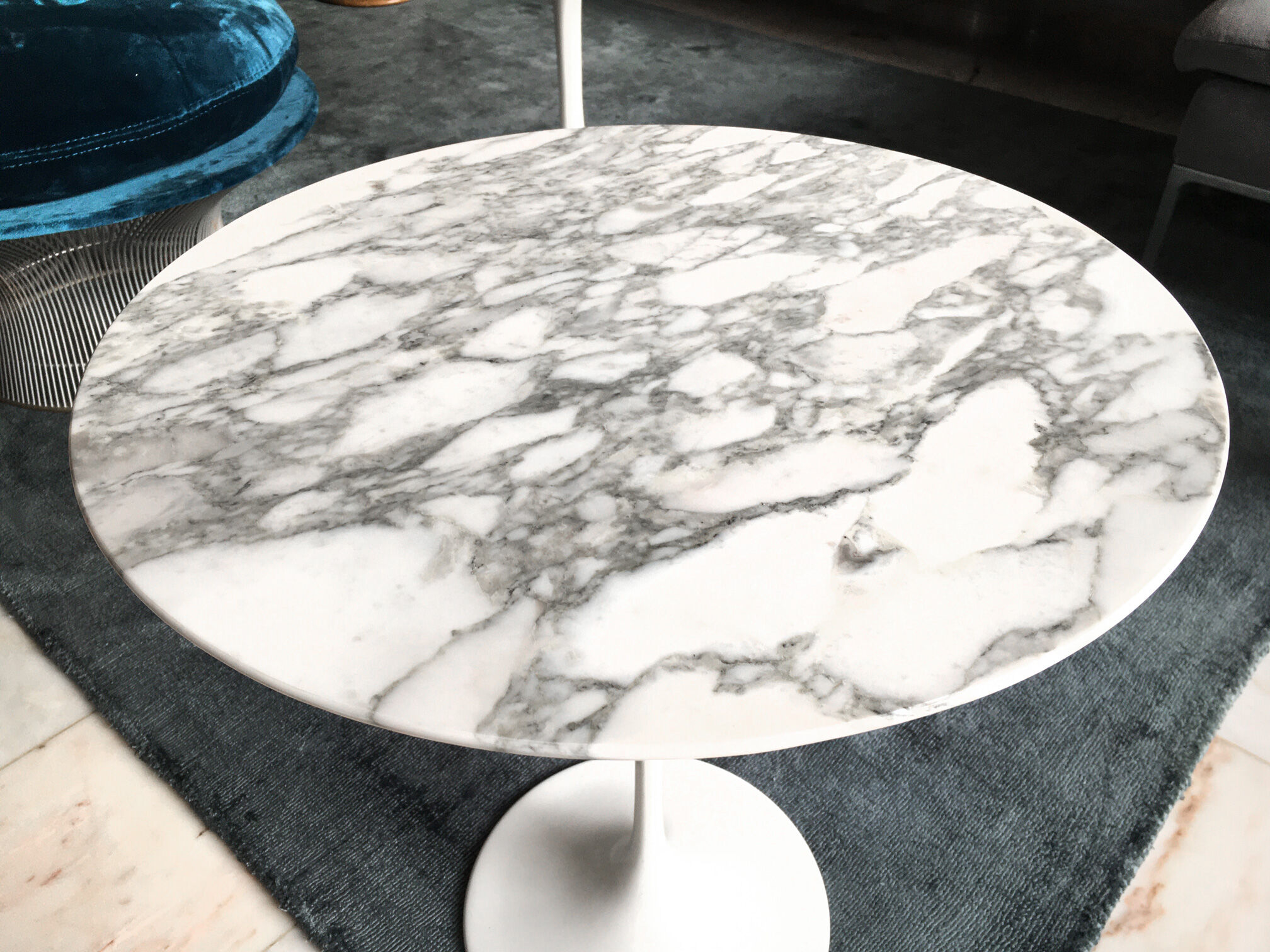 Extra table - Eero Saarinen - KNOLL INTERNATIONAL