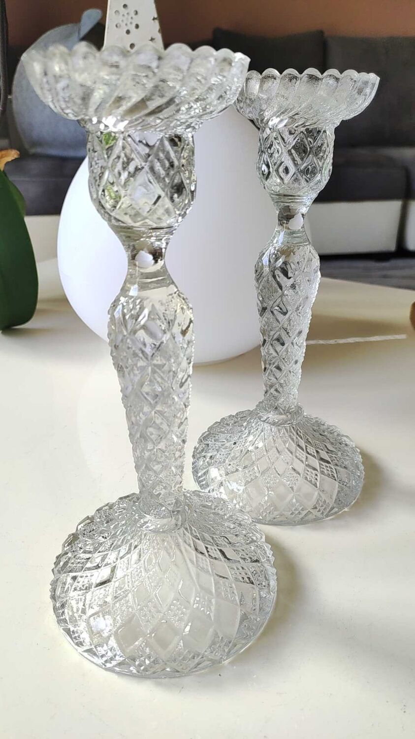 Pair of Bougeoirs flambeaux/Verrerie de Portieux, molded glass. Cross patterns, corolla shape