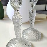 Paire de Bougeoirs flambeaux/Verrerie de Portieux, verre moulé. Motifs croisillons, forme corolle