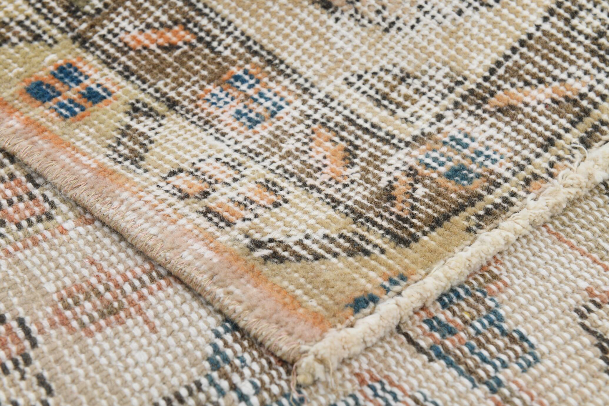 7x10 Classic Vintage Persian Rug, 204x305Cm