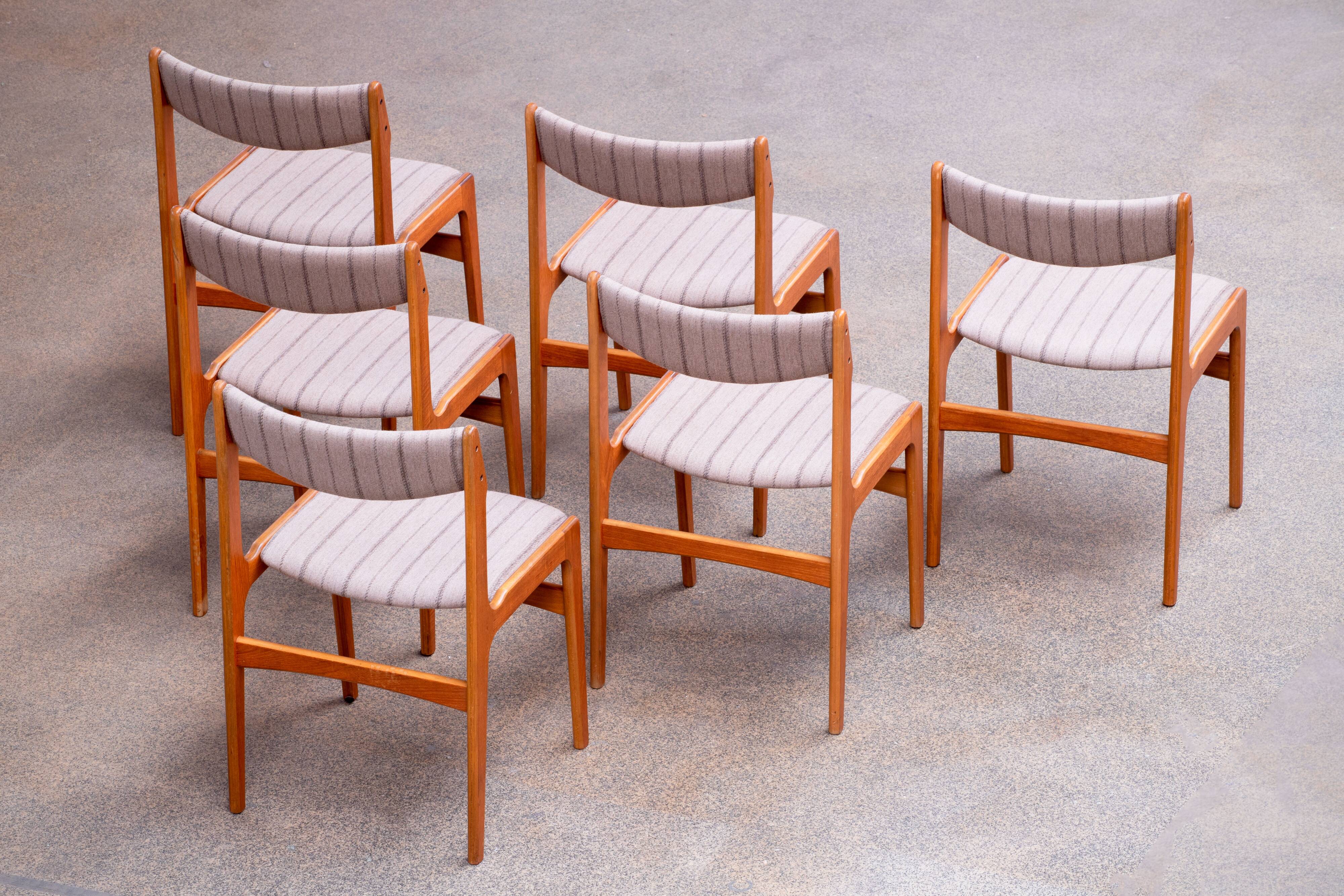 Set of 6 Scandinavian chairs vintage solid teak and wool 1960