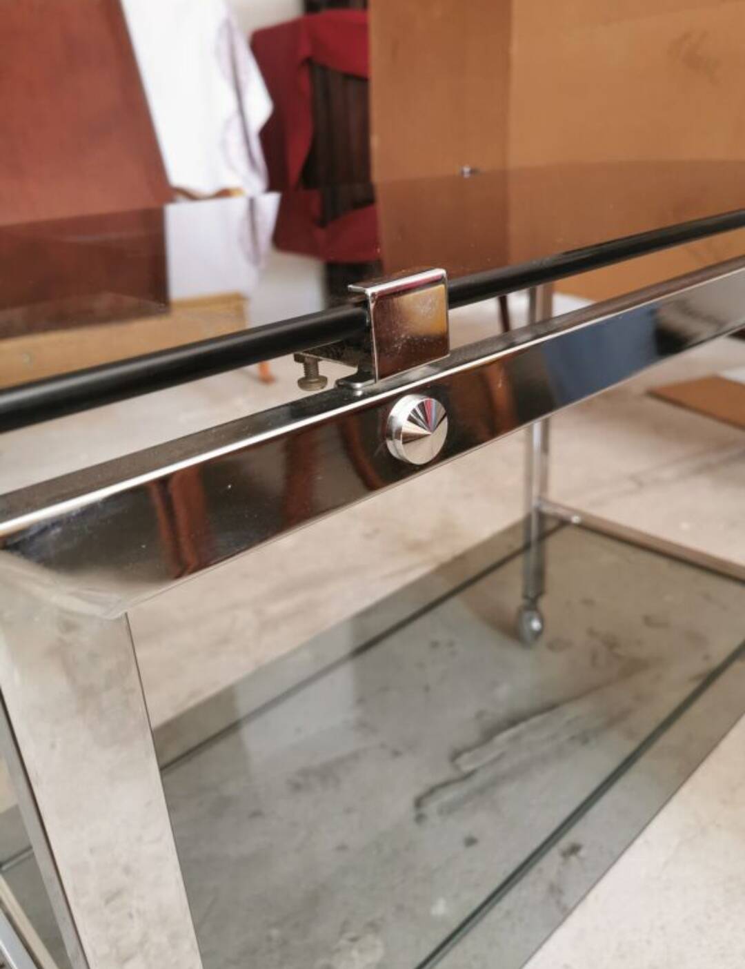 Table d'appoint, desserte, console en verre et métal chromé