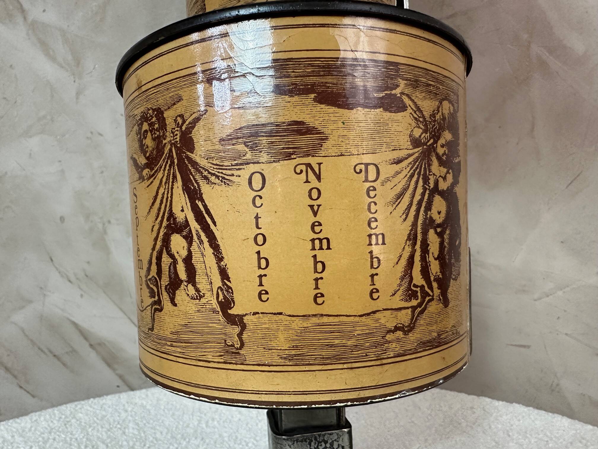 1920 Calendar Lamp