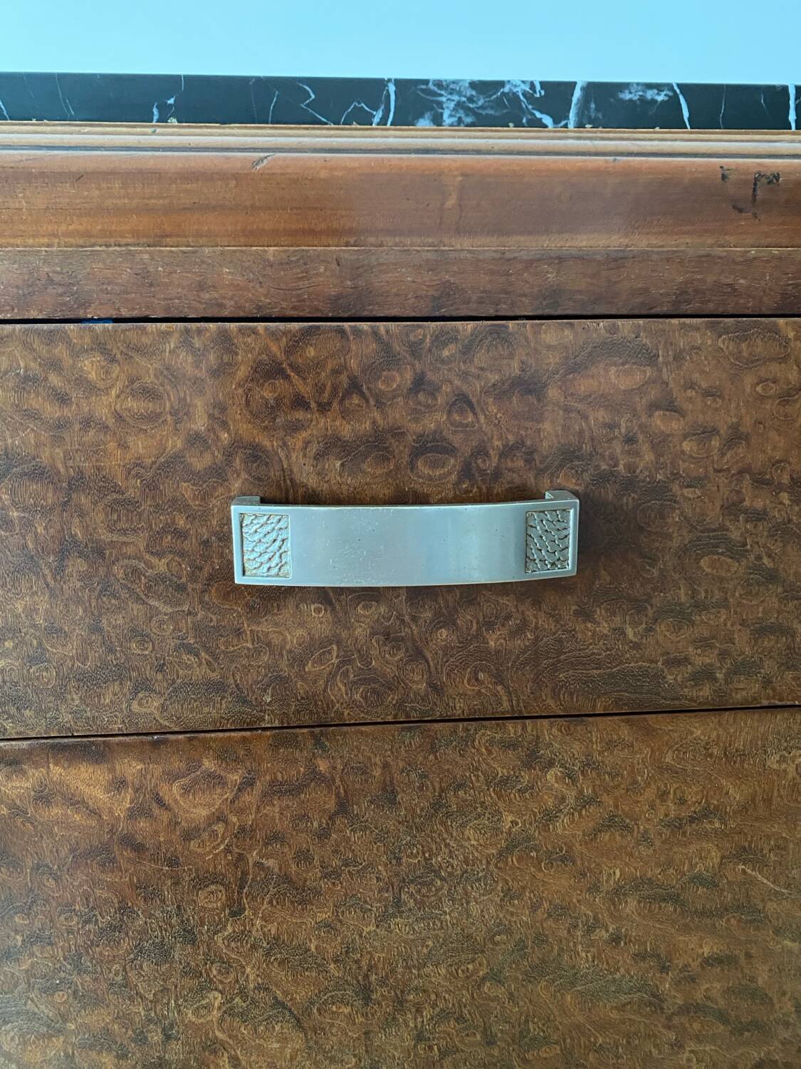 Buffet art déco loupe de noyer
