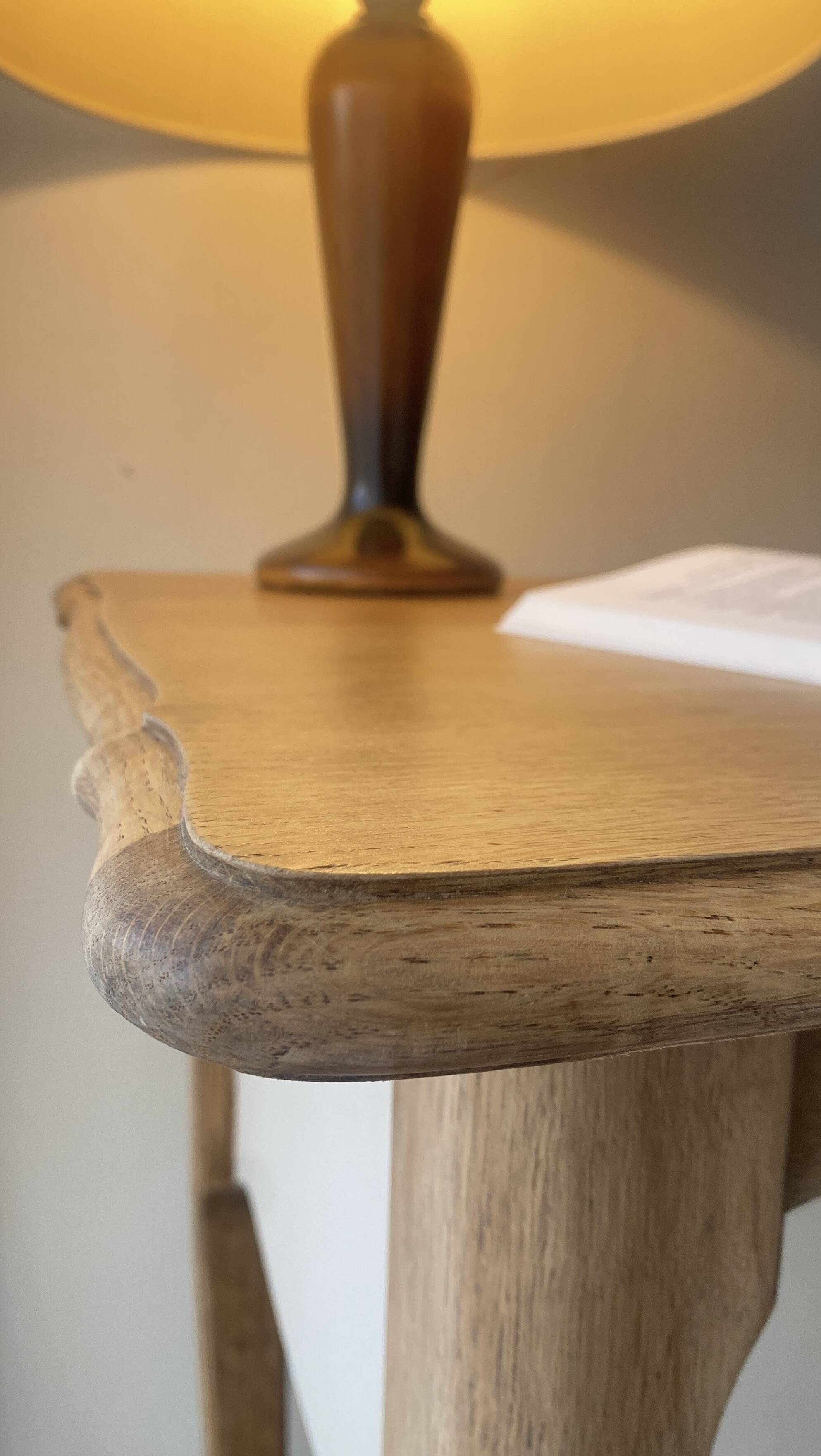 Antique 2-drawer desk in raw wood and beige, renovated.