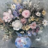 Painting bouquet of flowers