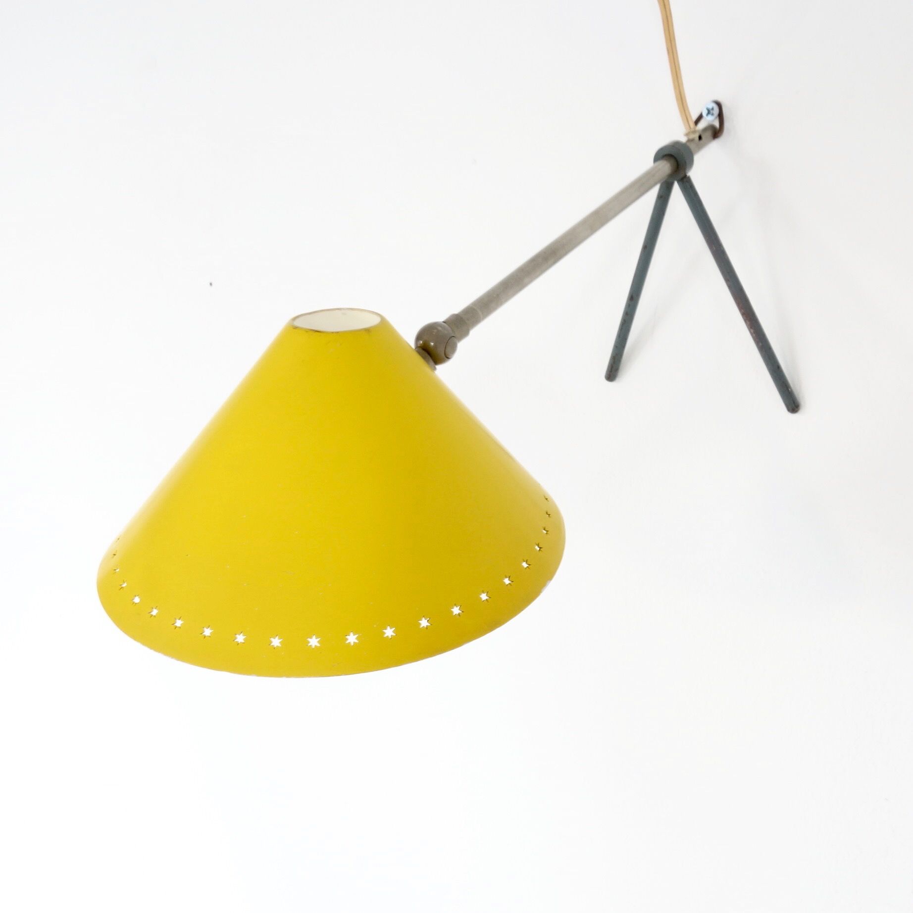 Desk lamp or apply wall Pinocchio Mid-Century yellow by H.Th.J.A. Busquet for Hala, 1953