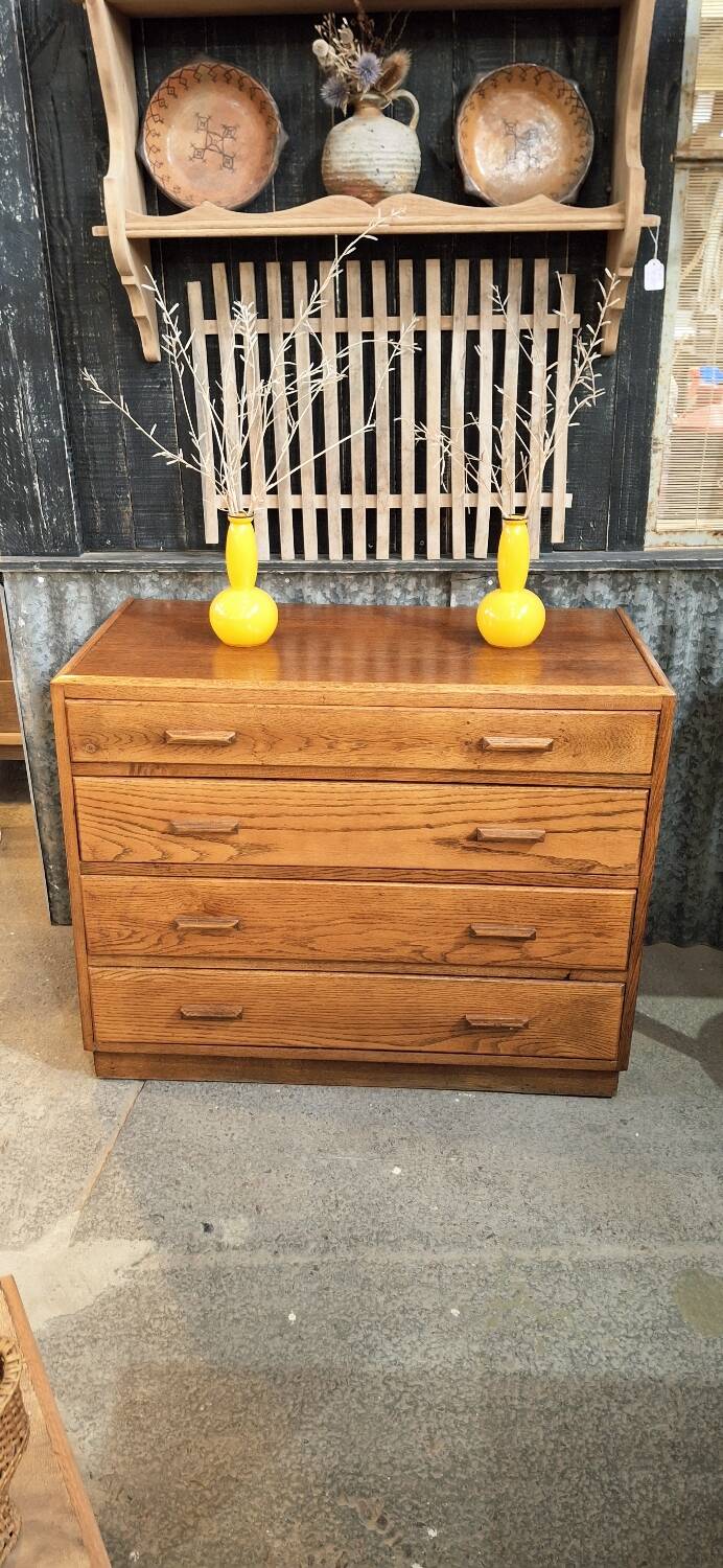 Vintage chest of drawers