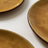 7 assiettes à dessert en céramique émaillée