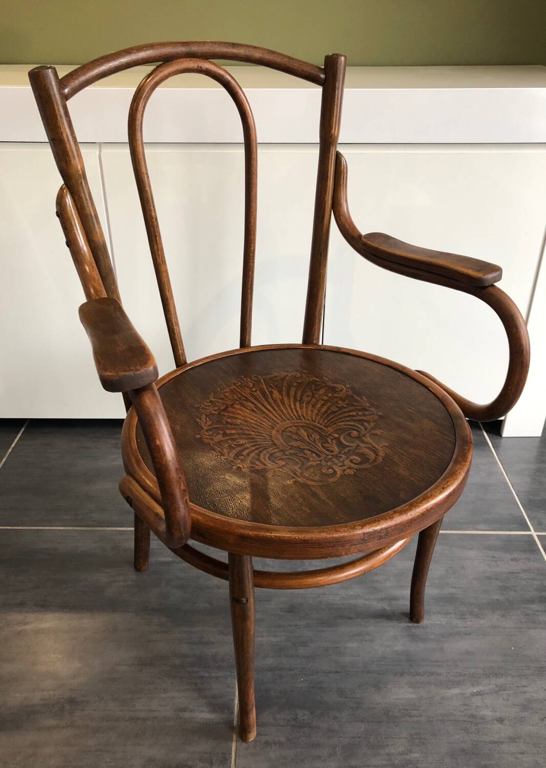 Vintage bentwood armchair, 1900s
