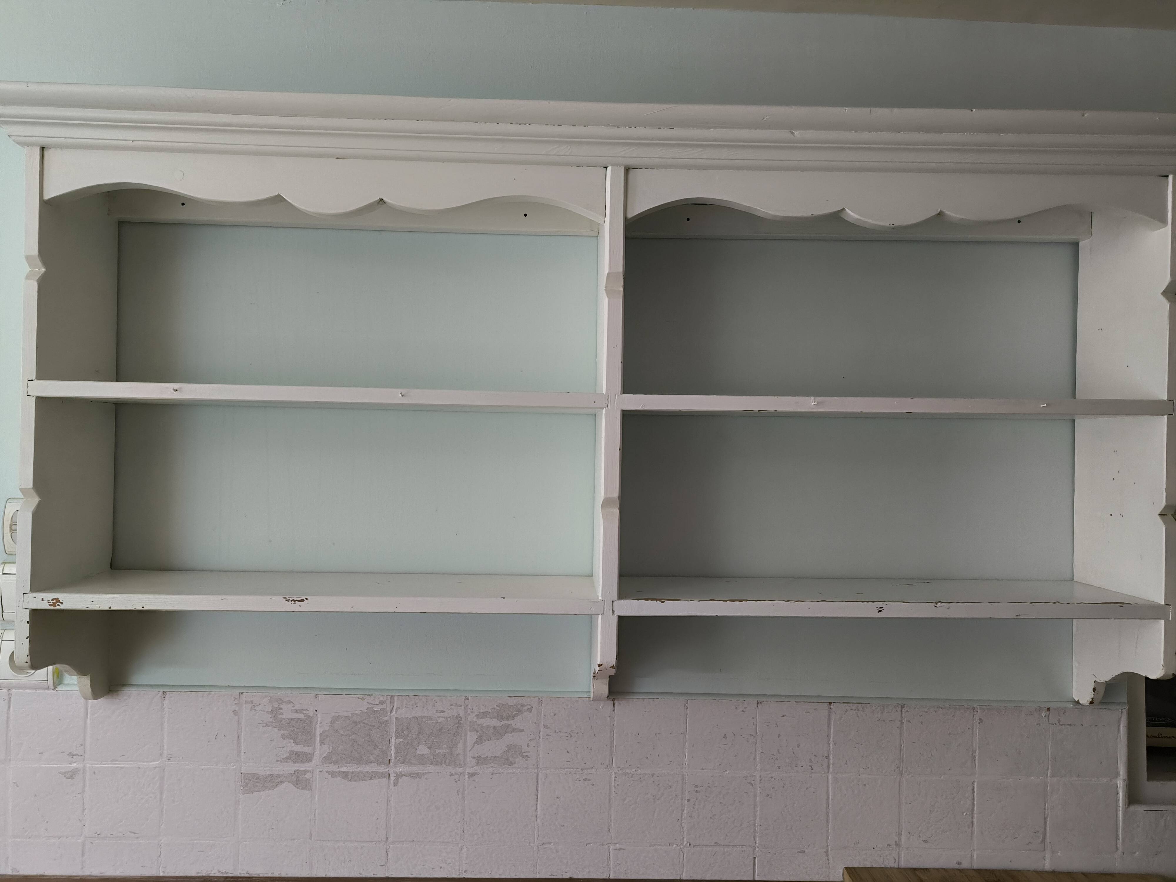 Interior's wall shelf