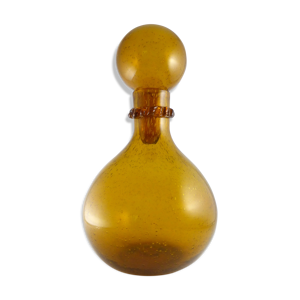 Carafe en verre bullé