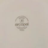 X5 large white Arcoroc plates with black stripes Octime model of the 80s