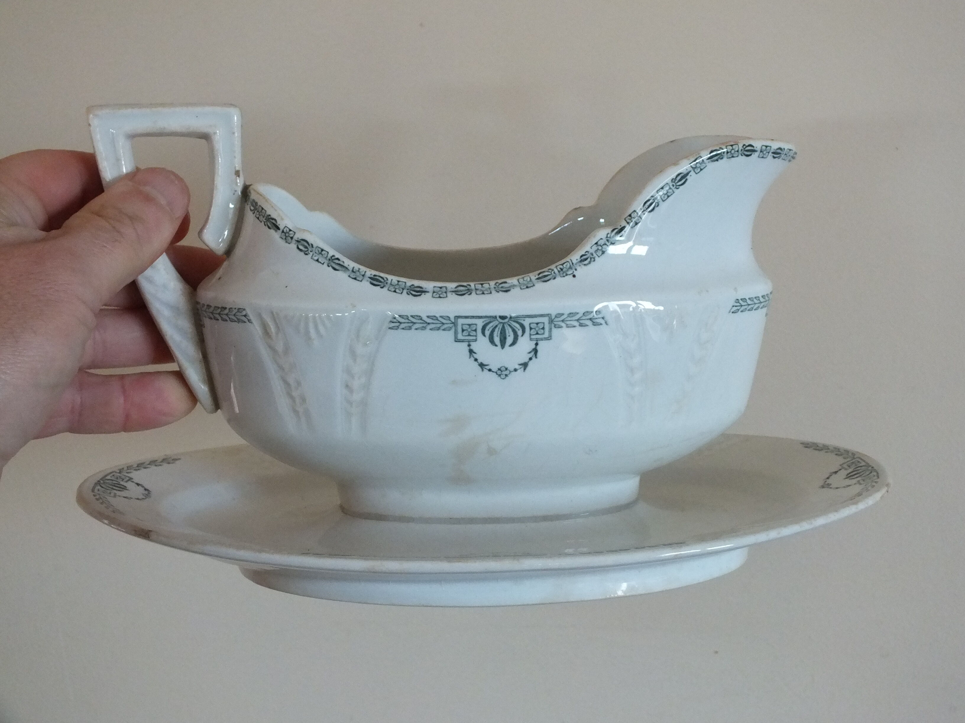 Saucière en Terre de Fer Gien service Clara