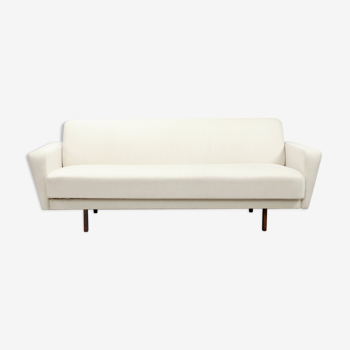 Vintage white Danish design sofa bed