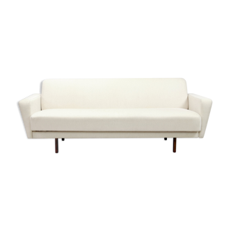 Vintage white Danish design sofa bed
