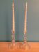 Paire de bougeoirs en verre