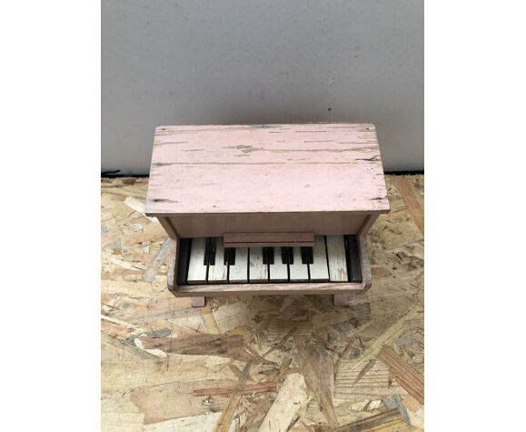 Lot ancienne armoire poupée + piano enfant bois rose jouet vintage | Selency