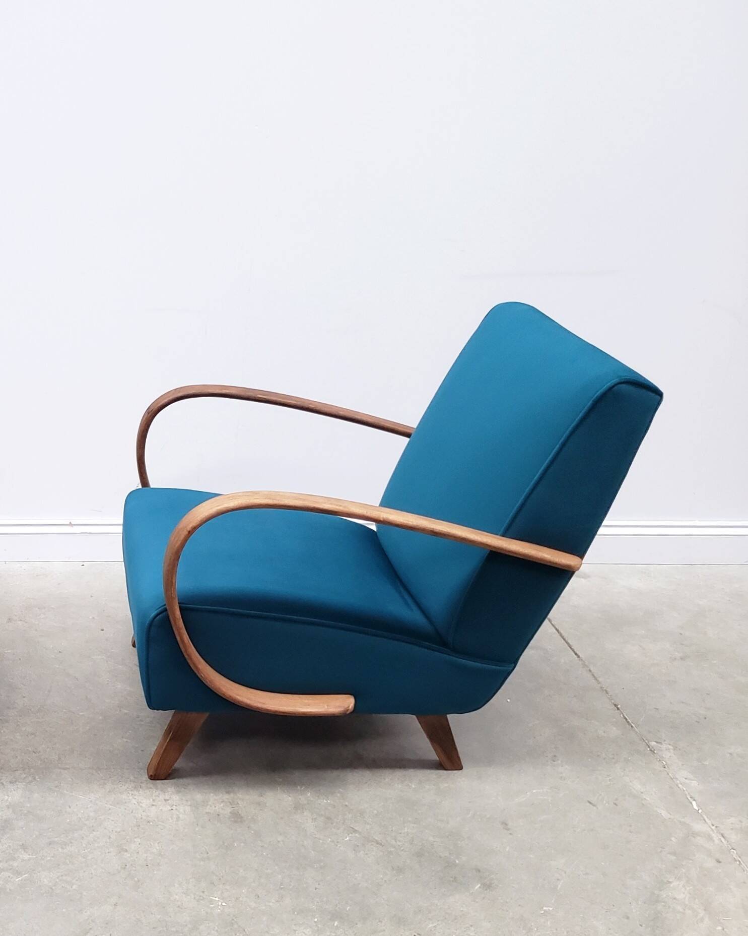 1930 Jindrich Halabala Bentwood Armchair in Teal Velvet
