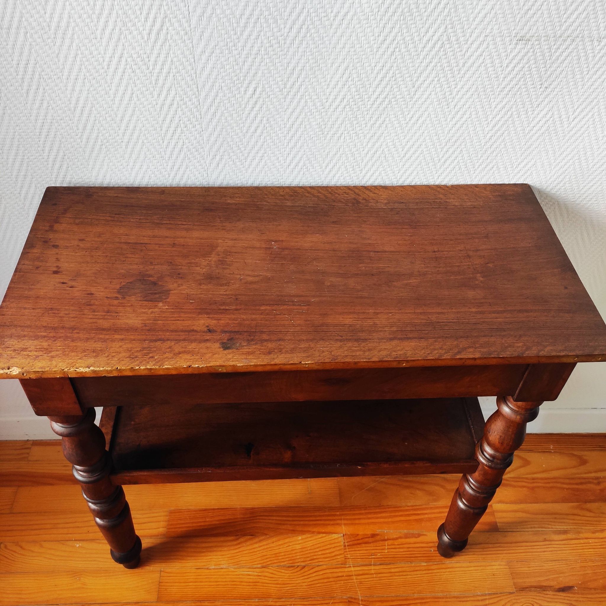 Console ancienne noyer massif desserte